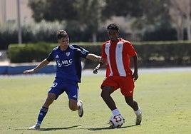 Hugo Neves, un jugador importante, para el Almería B.