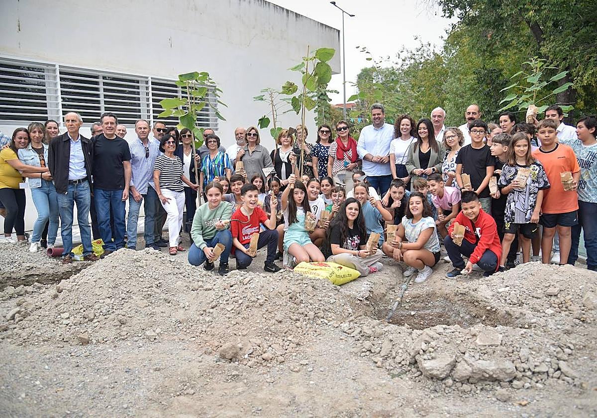 Antiguos profesores del centro.