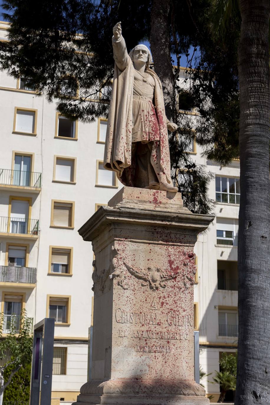 Cristóbal Colón, genocida