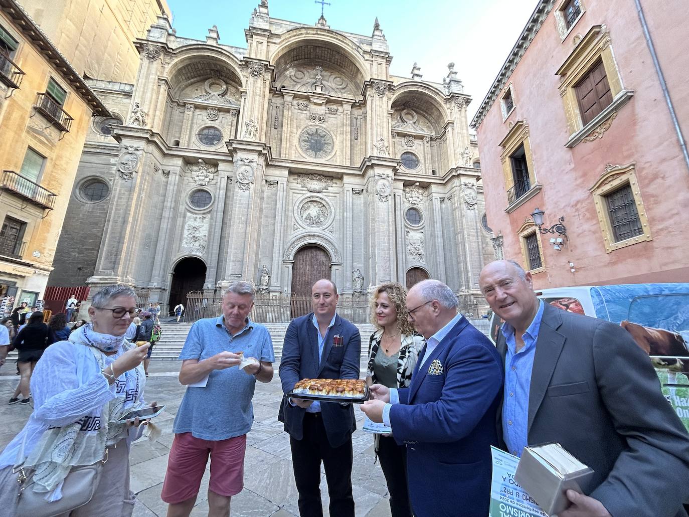 Imagen secundaria 2 - Un pionono para dejar con buen sabor de boca a los turistas de Granada