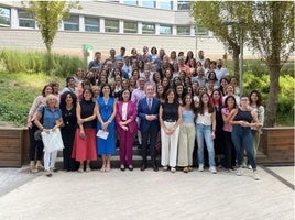 Acto de despedida del Distrito Sanitario Metropolitano a los médicos residentes que han terminado su formación.