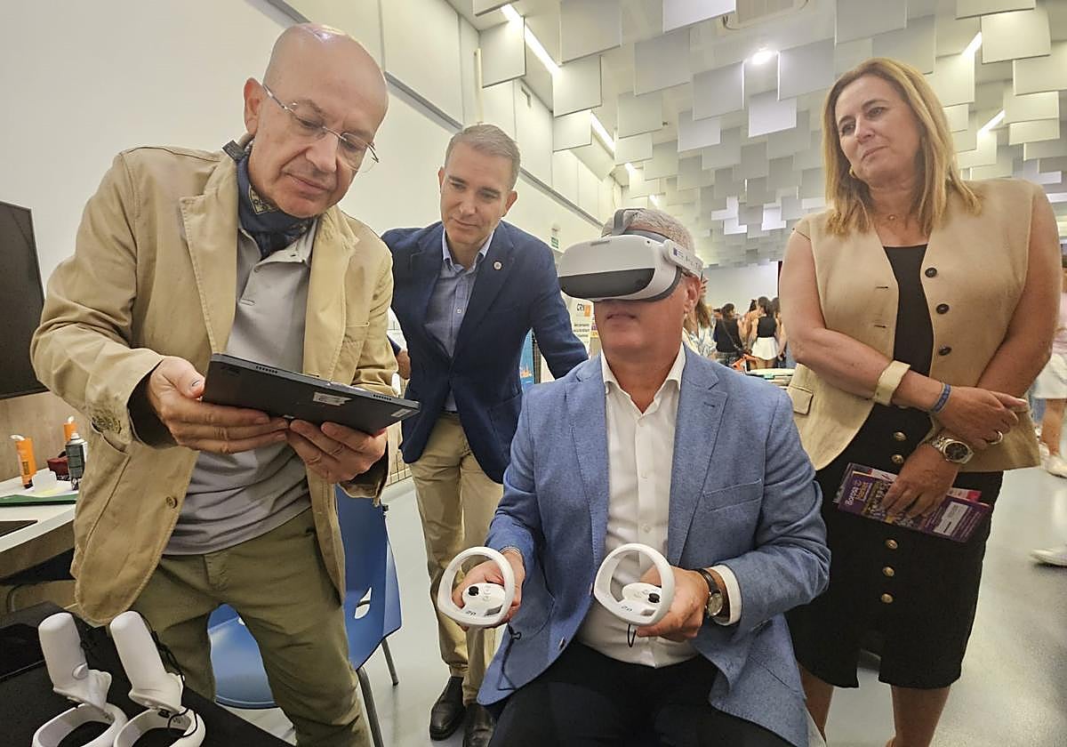 Huércal lanza la primera jornada empleo con más de una veintena de empresas