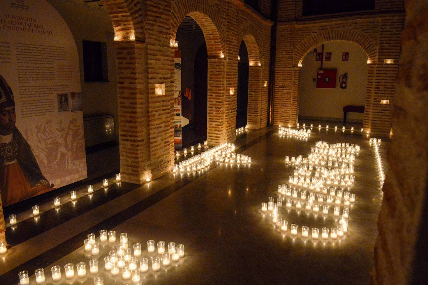 La belleza monumental de Guadix en la noche de las velas