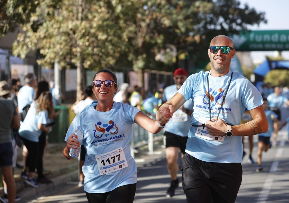 Imagen secundaria 1 - Carrera de Aspace por Granada.