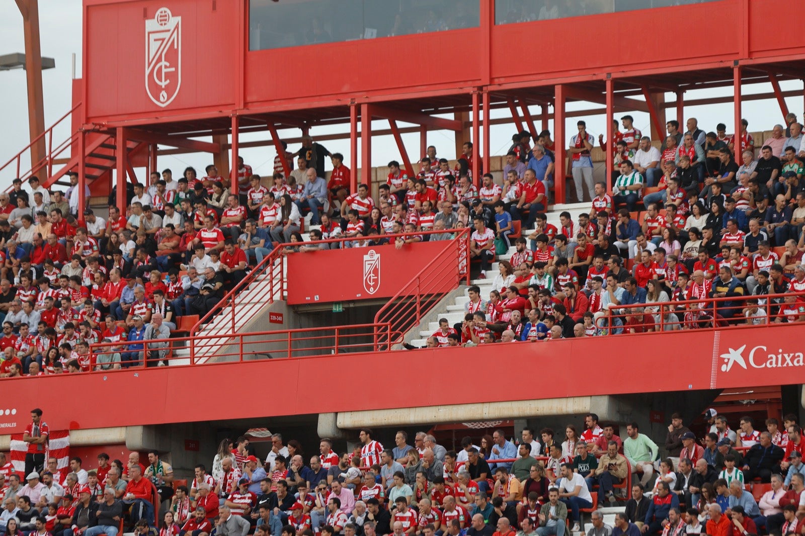 Encuéntrate en Los Cármenes en el derbi entre Granada y Córdoba