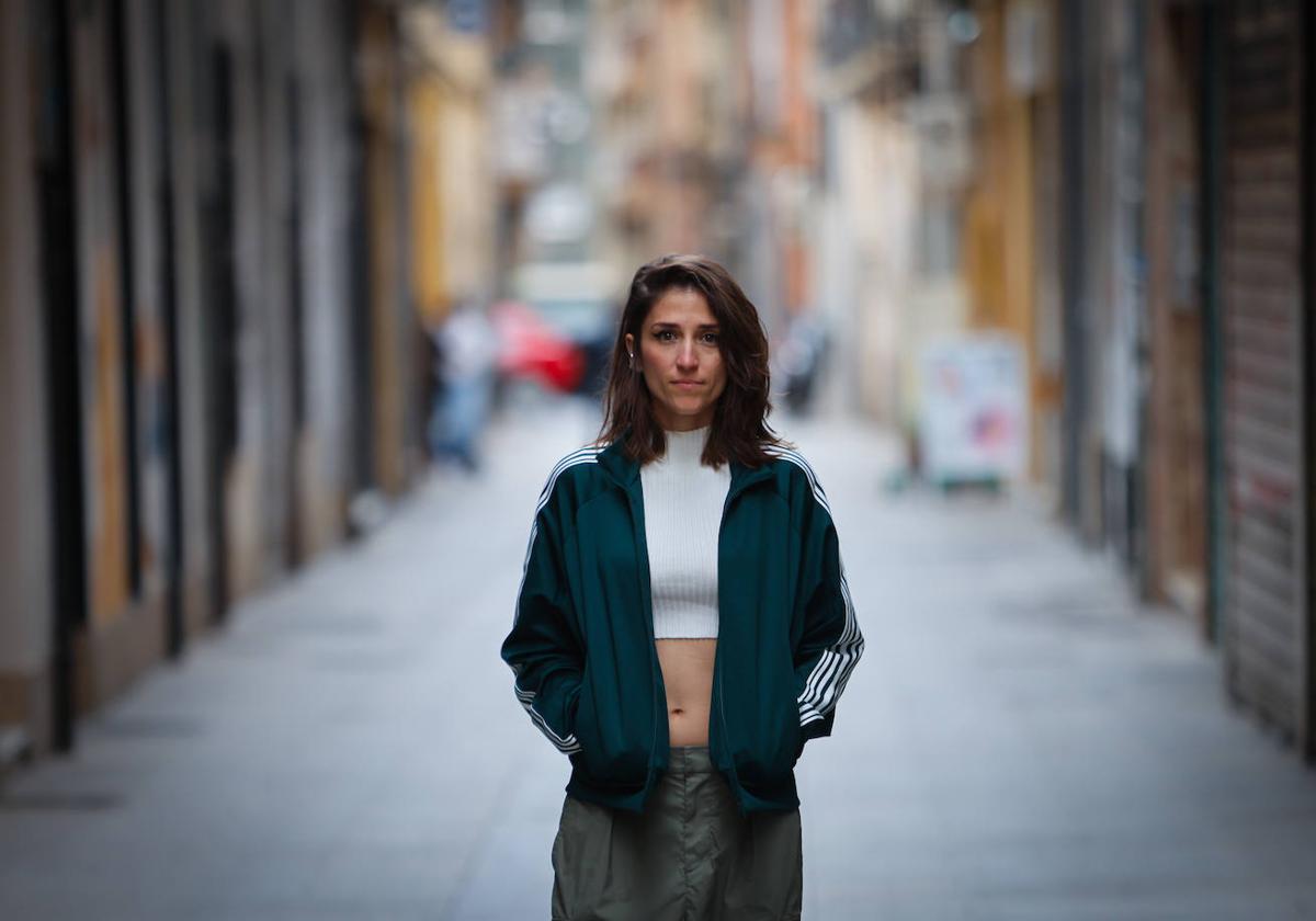 Clara Sánchez, en el centro de Granada.