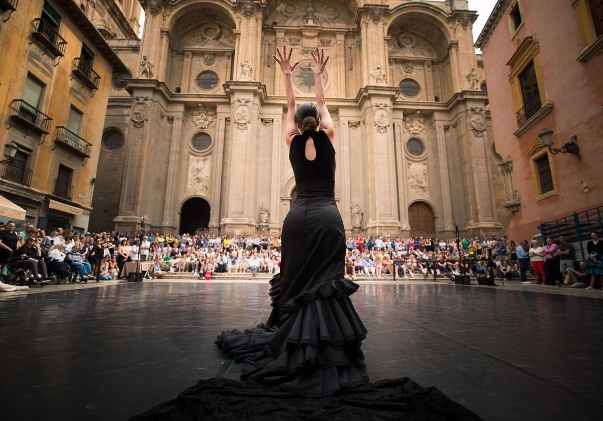 Flamenco en la plaza de las Pasiegas.