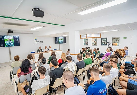 Roquetas reconoce el papel de la mujer en el ámbito agrícola