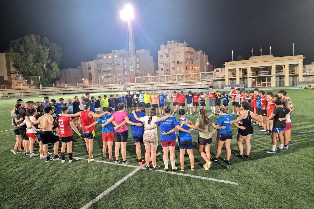 La URA entrena en el Estadio de la Juventud.