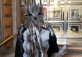 Manuel Vázquez López, vestido de Sauron.