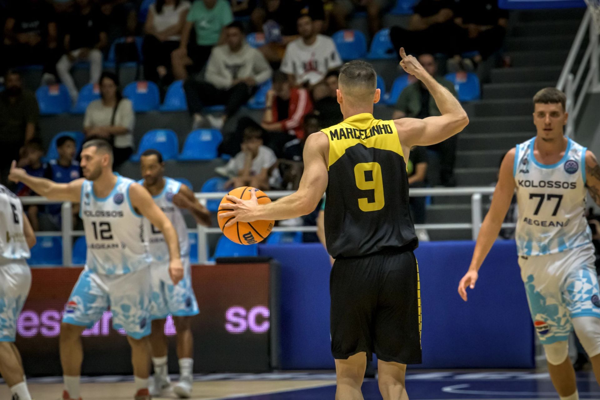 Marcelinho Huertas dirige a La Laguna ante el Kolossos griego.