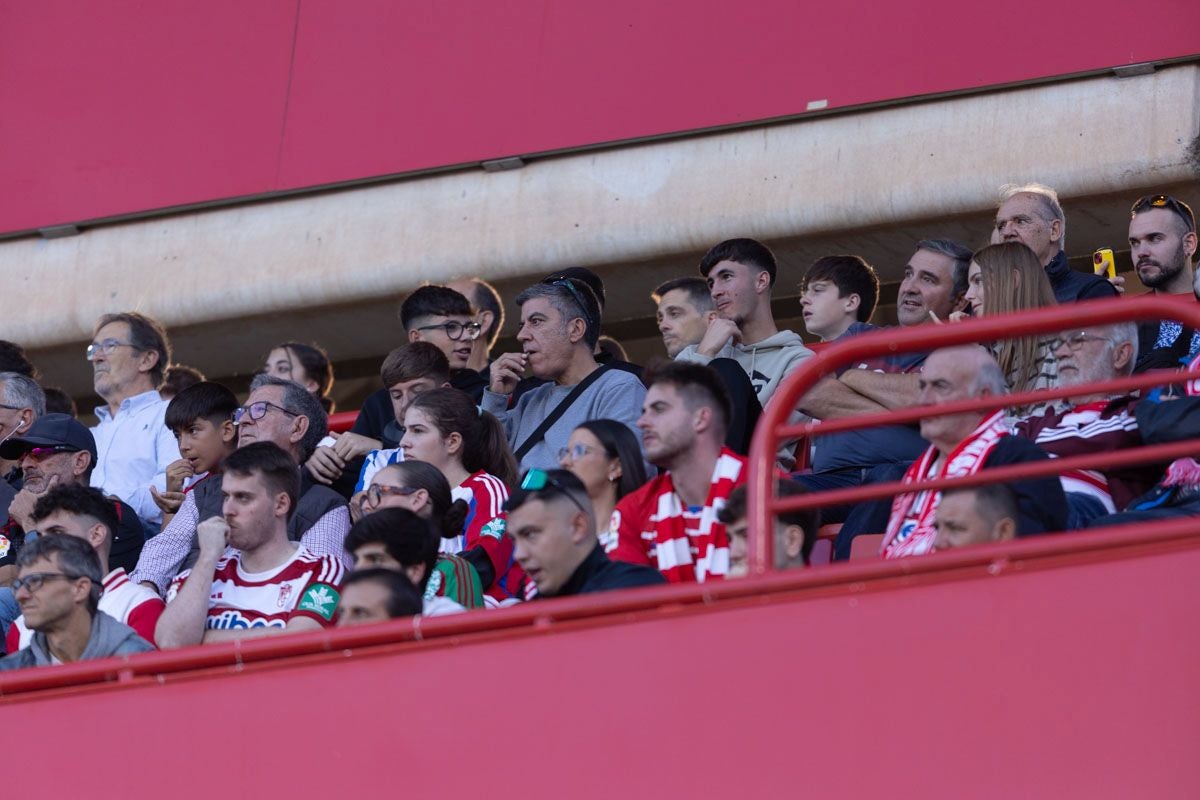 Encuéntrate en Los Cármenes en el Granada-Tenerife