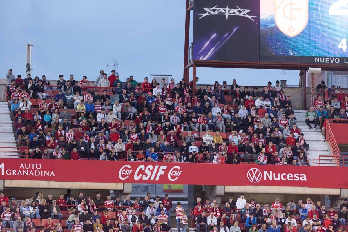 Encuéntrate en Los Cármenes en el Granada-Tenerife