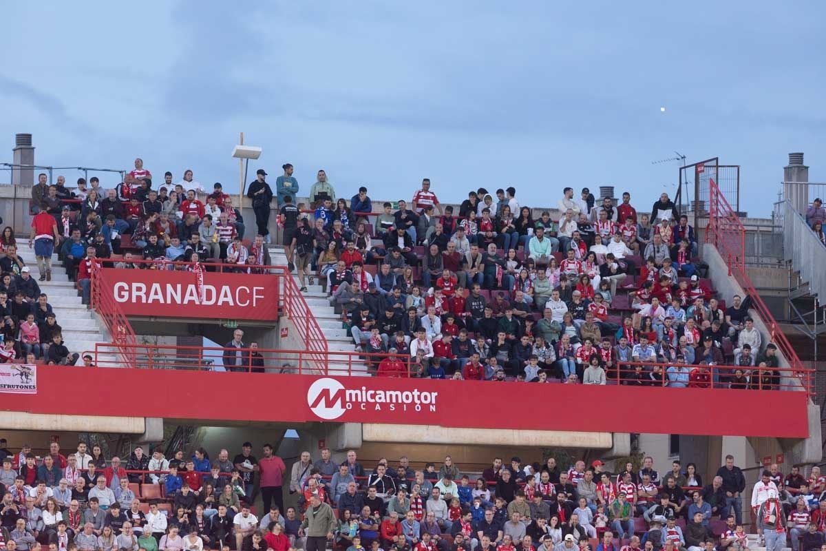 Encuéntrate en Los Cármenes en el Granada-Tenerife