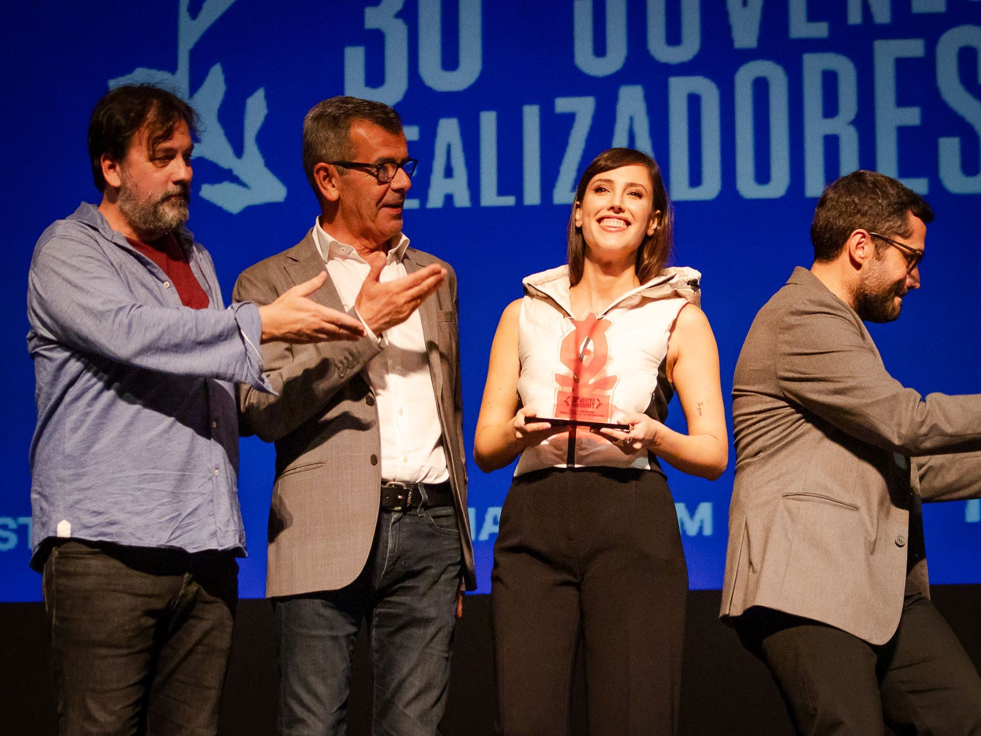 Natalia de Molina, con el galardón de honor del Festival de Jóvenes Realizadores.