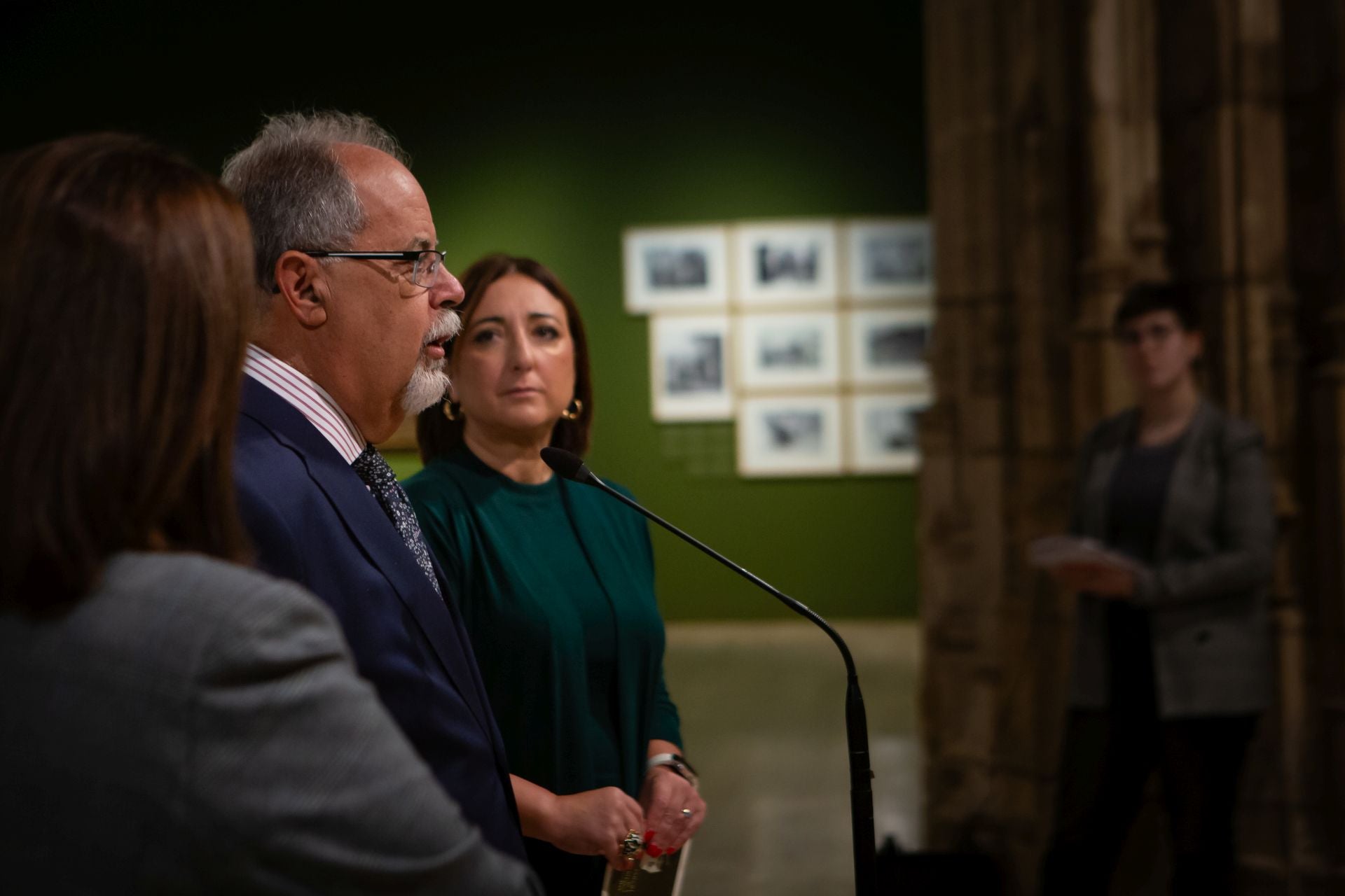 Las imágenes de la presentación de la exposición de Américo Castro