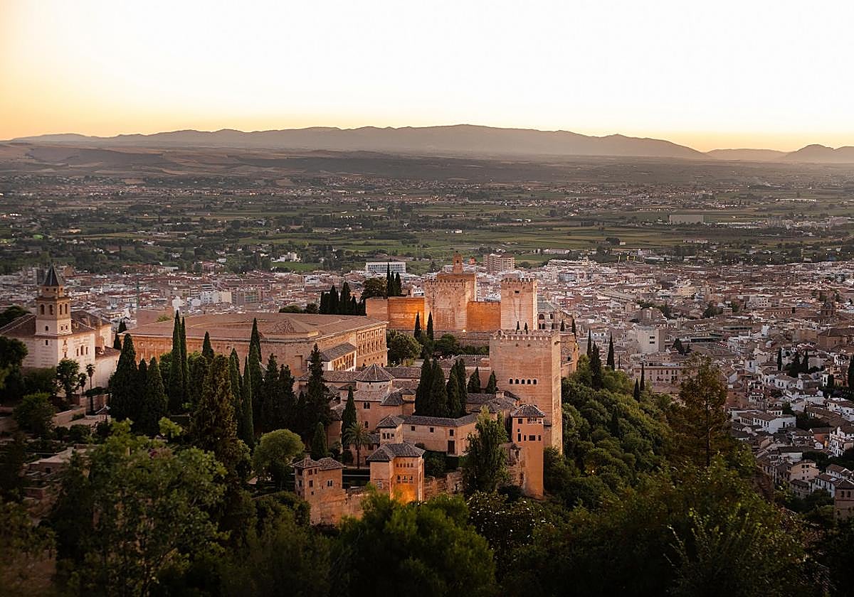 La Alhambra acoge la primera Jornada Internacional de Visita Pública en espacios patrimoniales