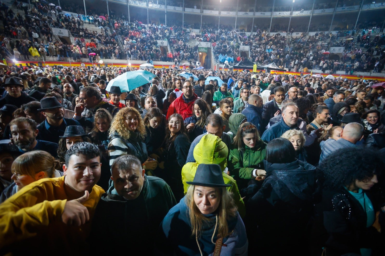 El concierto de El Barrio en Granada, en imágenes