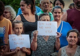 Vecinos de Norte denuncian cortes de luz.