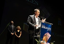 Rafael López Parra en su intervención al recibir el premio.