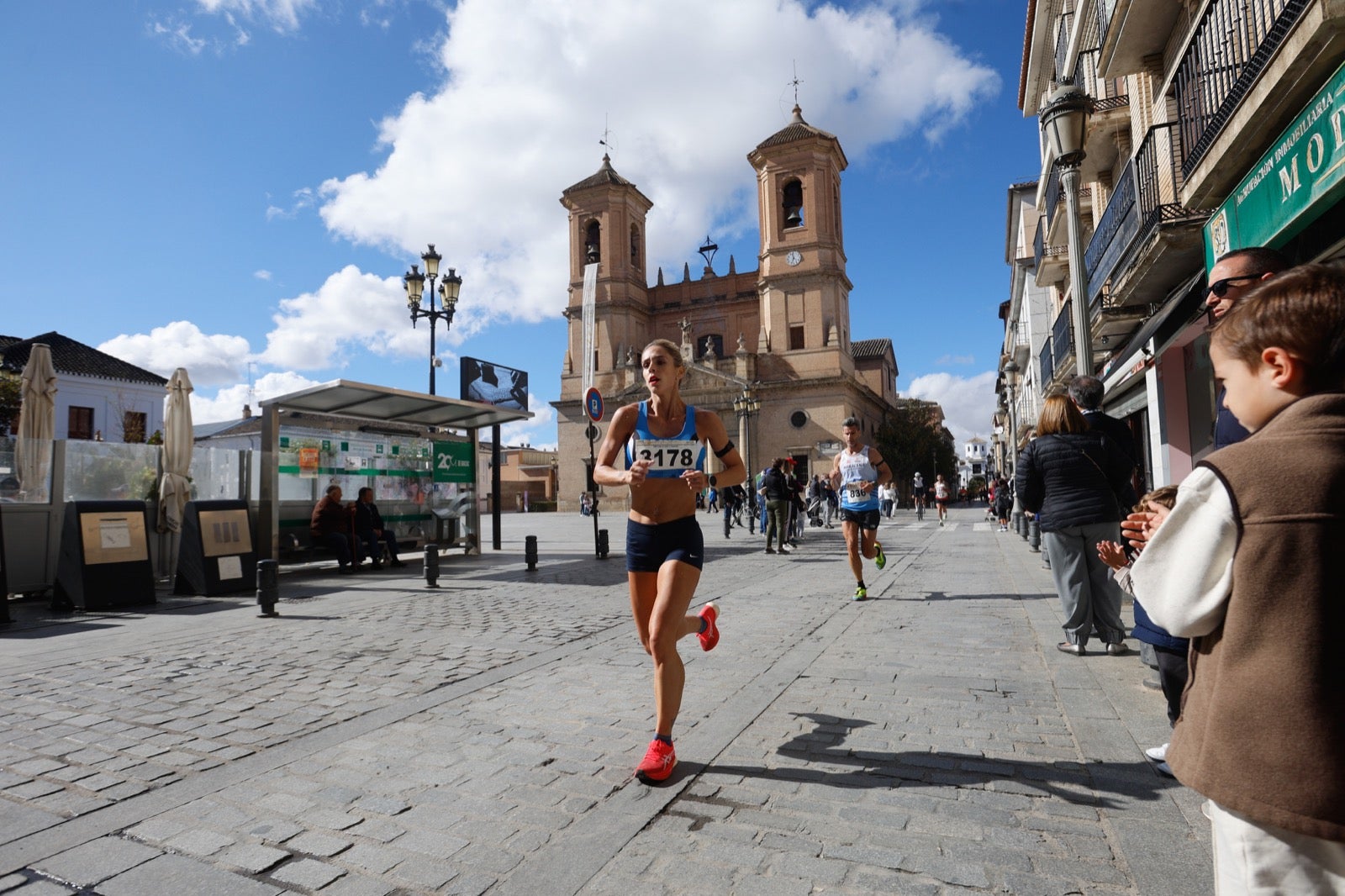 Encuéntrate en la carrera de Santa Fe