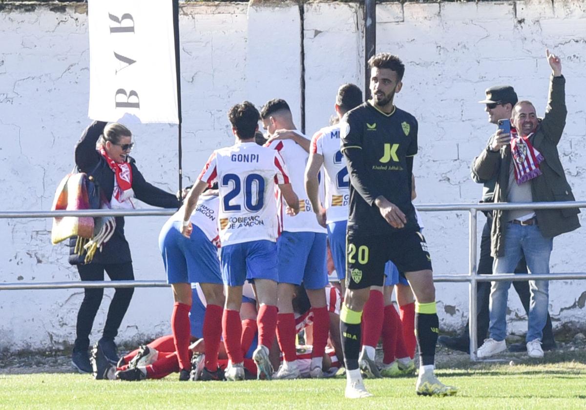 Centelles lamenta, el Barbastro celebra.