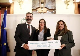 Fernández-Pachecho, Martín y Castillo, en la presentación del presupuesto en Almería.