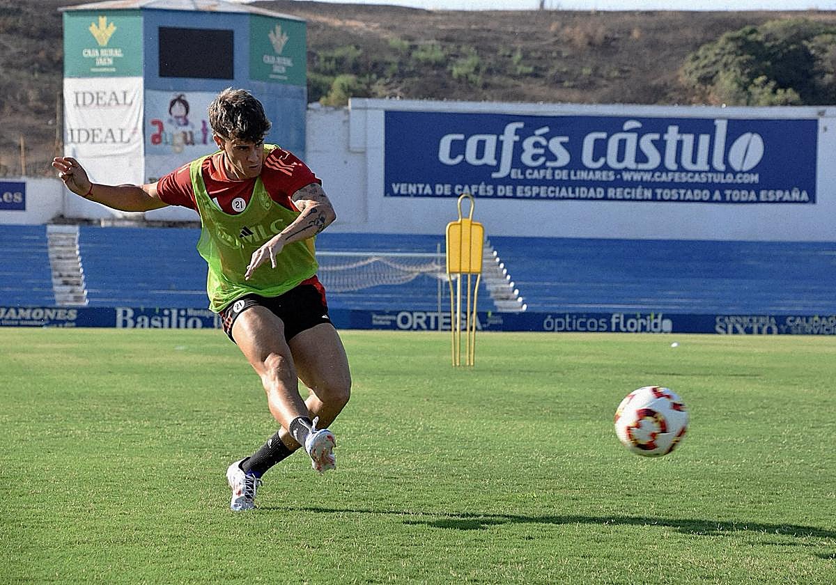 El delantero azulillo de 21 años espera tener minutos este fin de semana en el campo del Estepona