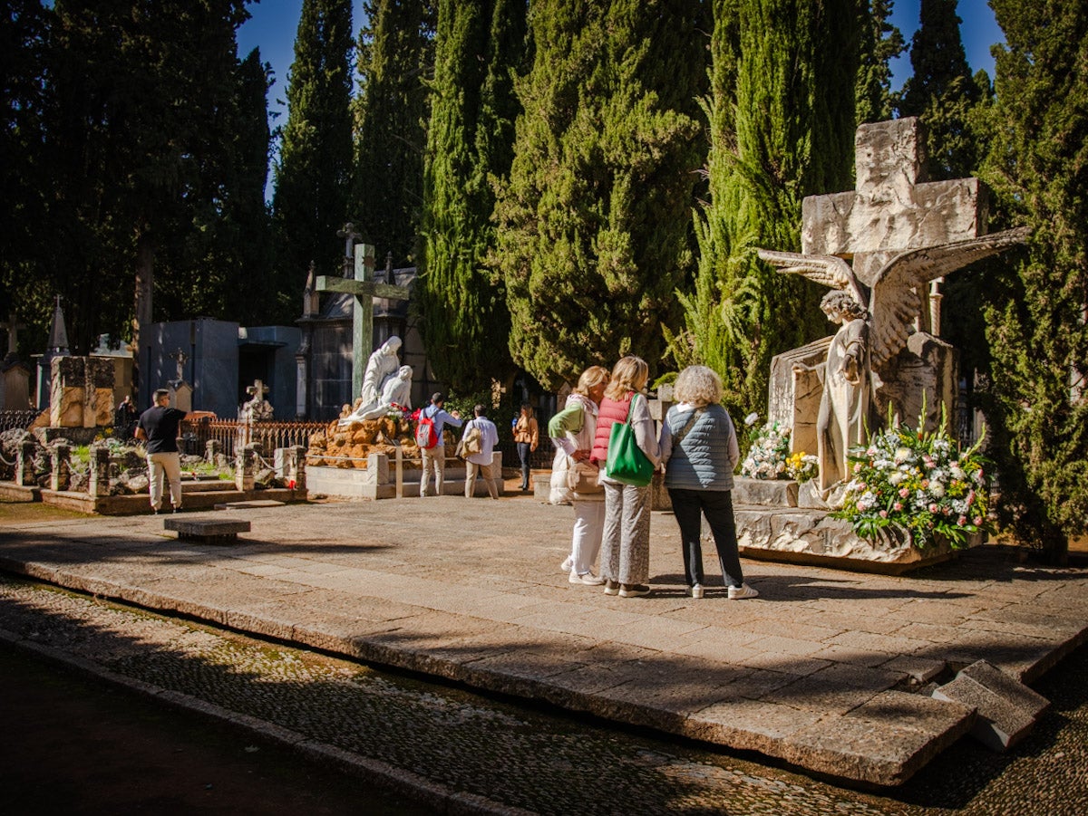 El Día de Todos los Santos en Granada, en imágenes