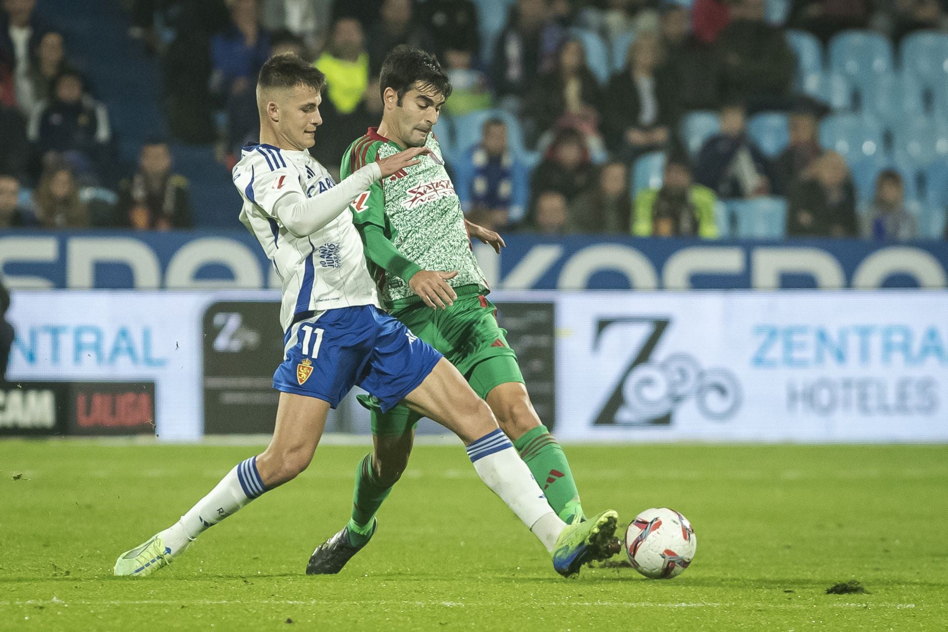 Las mejores imágenes del partido entre Granada y Zaragoza