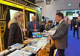 El diputado almeriense en la WTM de Londres.