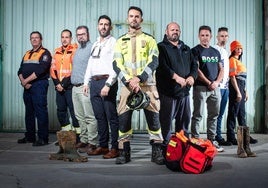 Voluntarios granadinos que acudieron a Valenciar a ayudar en las tareas de limpieza