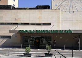 Fachada del Hospital de Jaén en una imagen de archivo