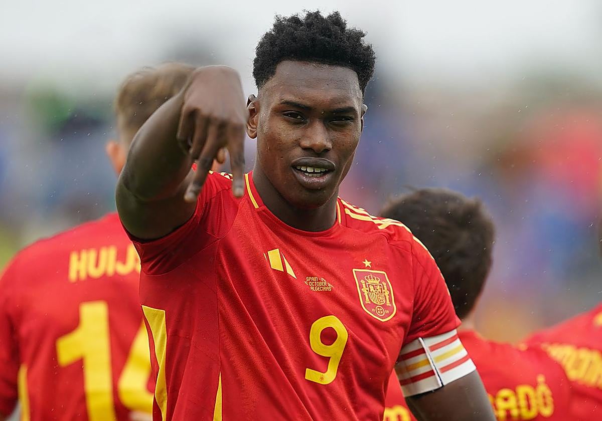 Samu celebra uno de los cuatro goles que marcó a Malta con la sub-21 en la última ventana de selecciones.