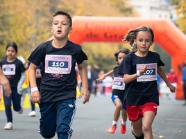 Las fotos de los niños en la X carrera urbana de la Universidad de Granada