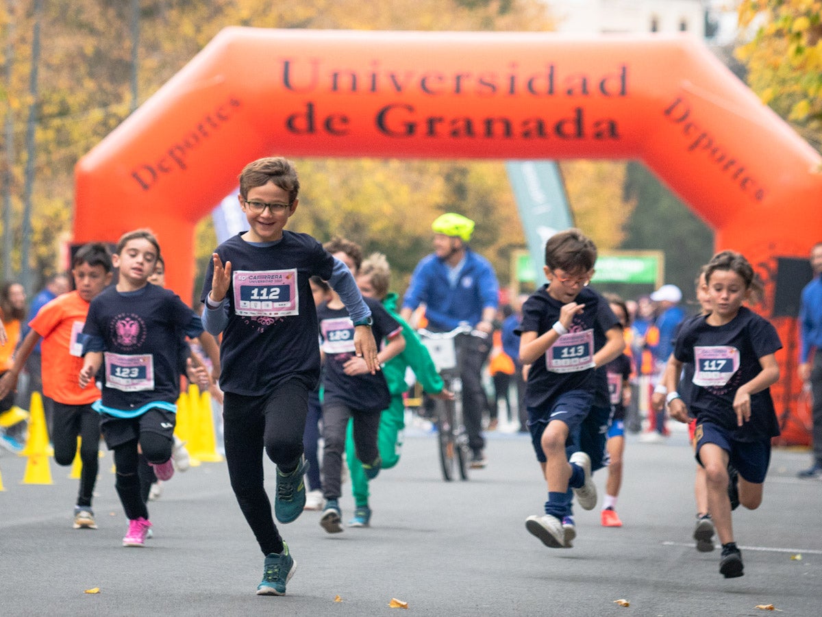 Las fotos de los niños en la X carrera urbana de la Universidad de Granada