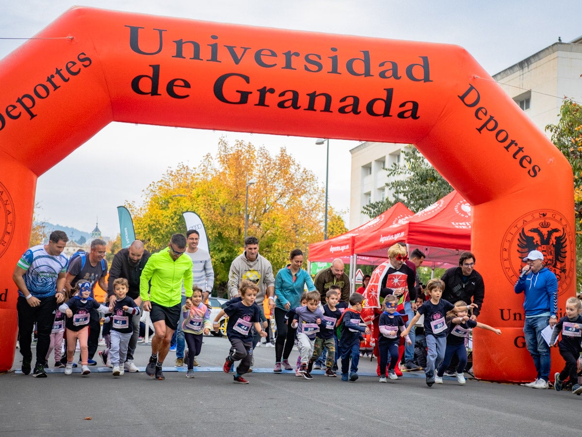 Las fotos de los niños en la X carrera urbana de la Universidad de Granada