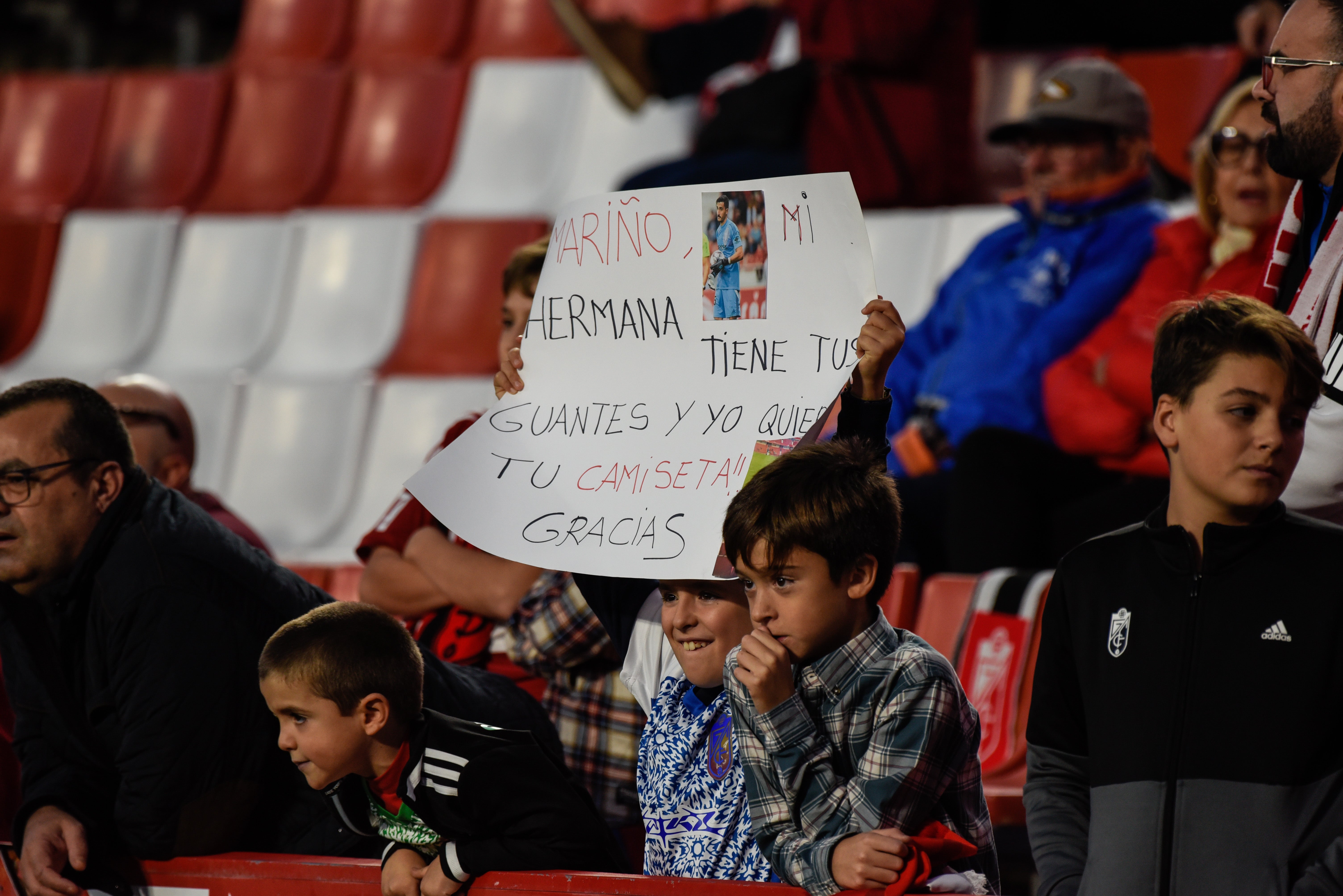 Encuéntrate en Los Cármenes en el Granada-Eldense