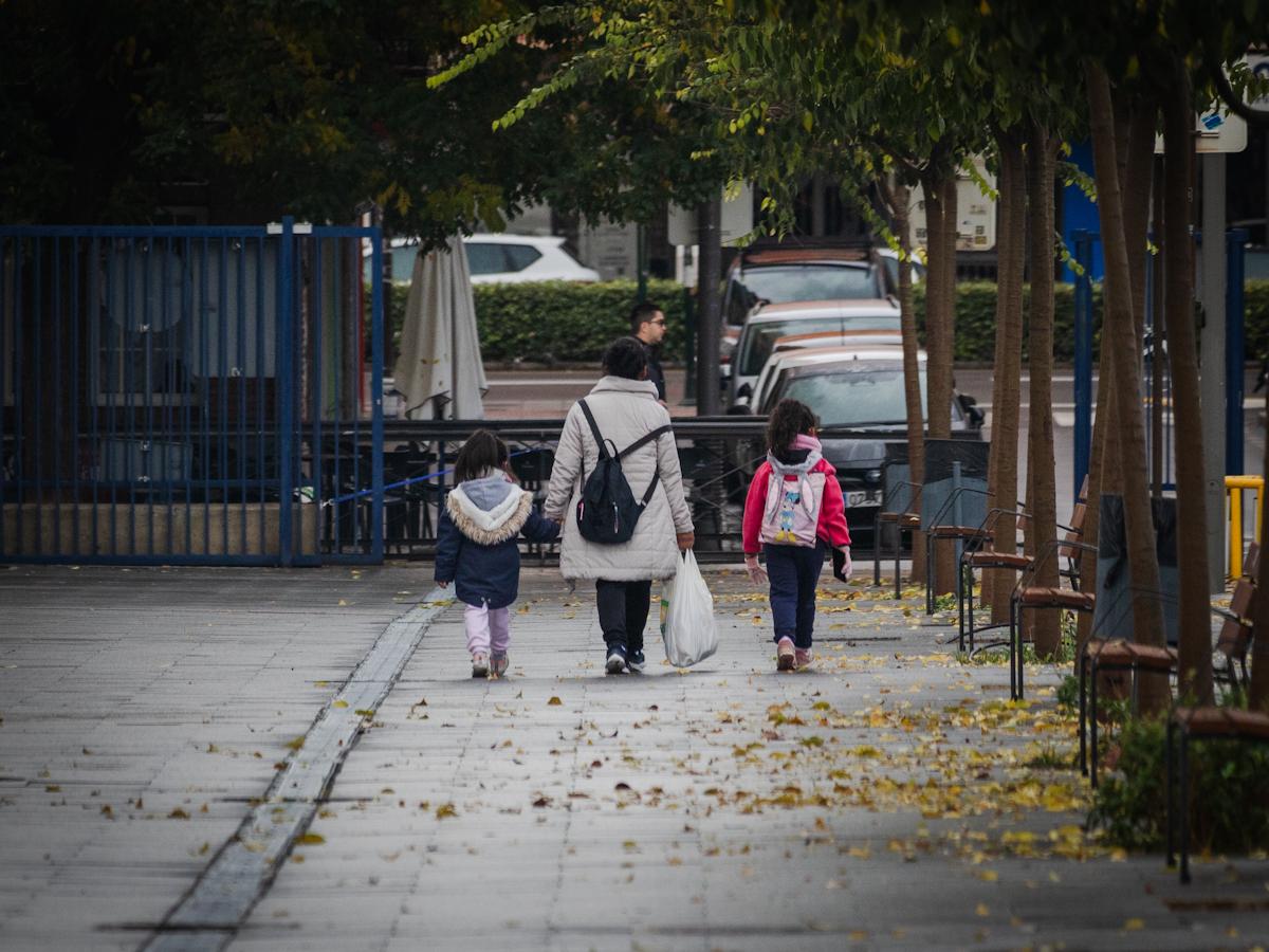 Las imágenes de Granada sin clases y sin tormentas este jueves