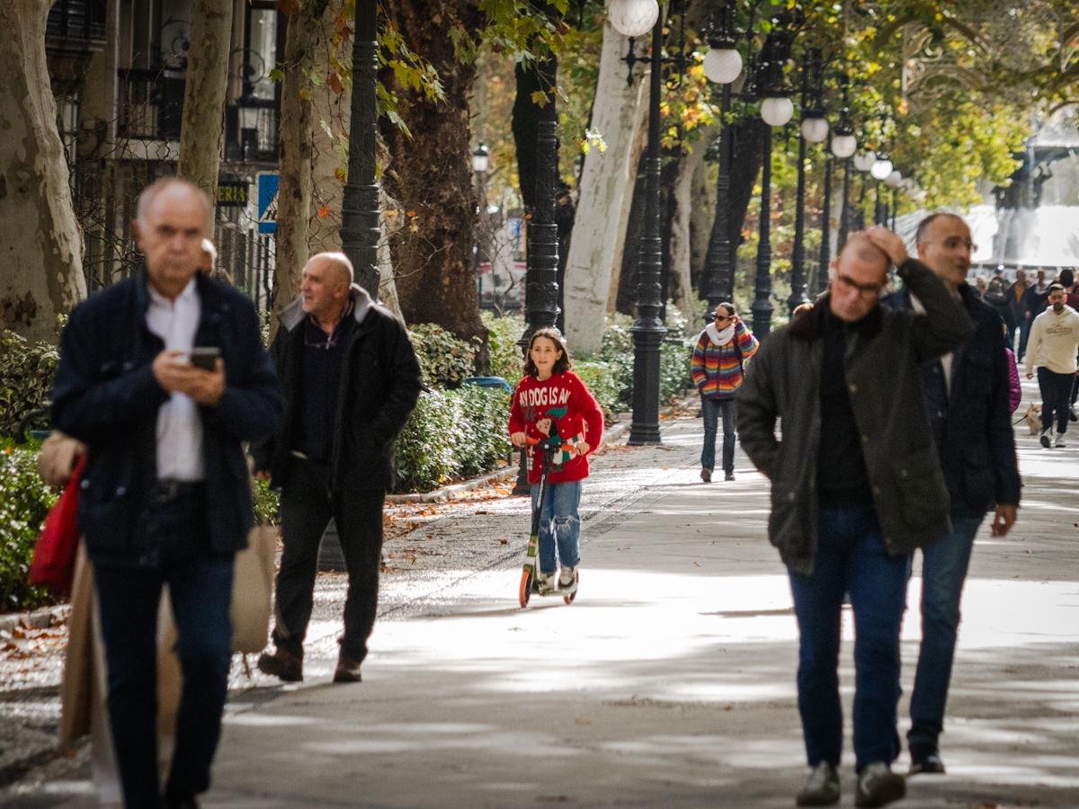 Las imágenes de Granada sin clases y sin tormentas este jueves