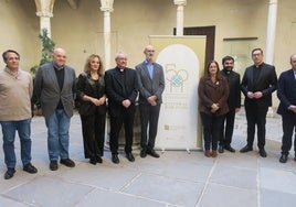 Asistentes a la primera reunión de la Comisión.