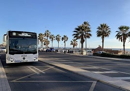 Un autobús de Surbús.