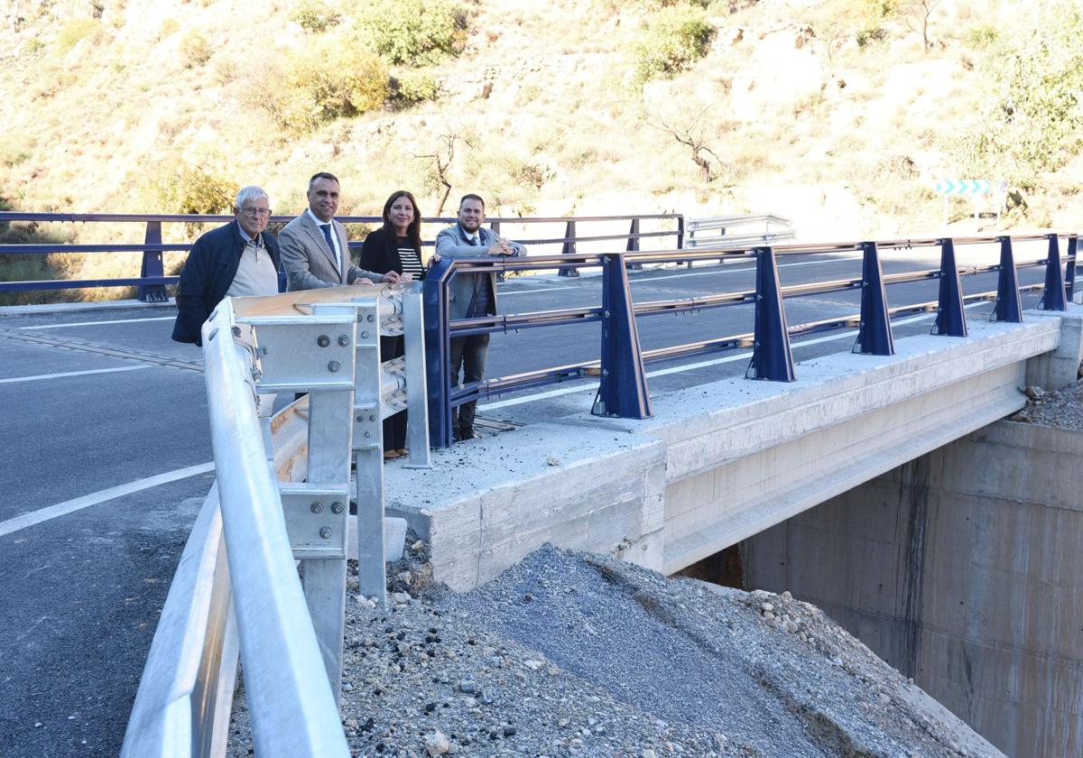 Diputación culmina las obras del puente de acceso a Albuñuelas