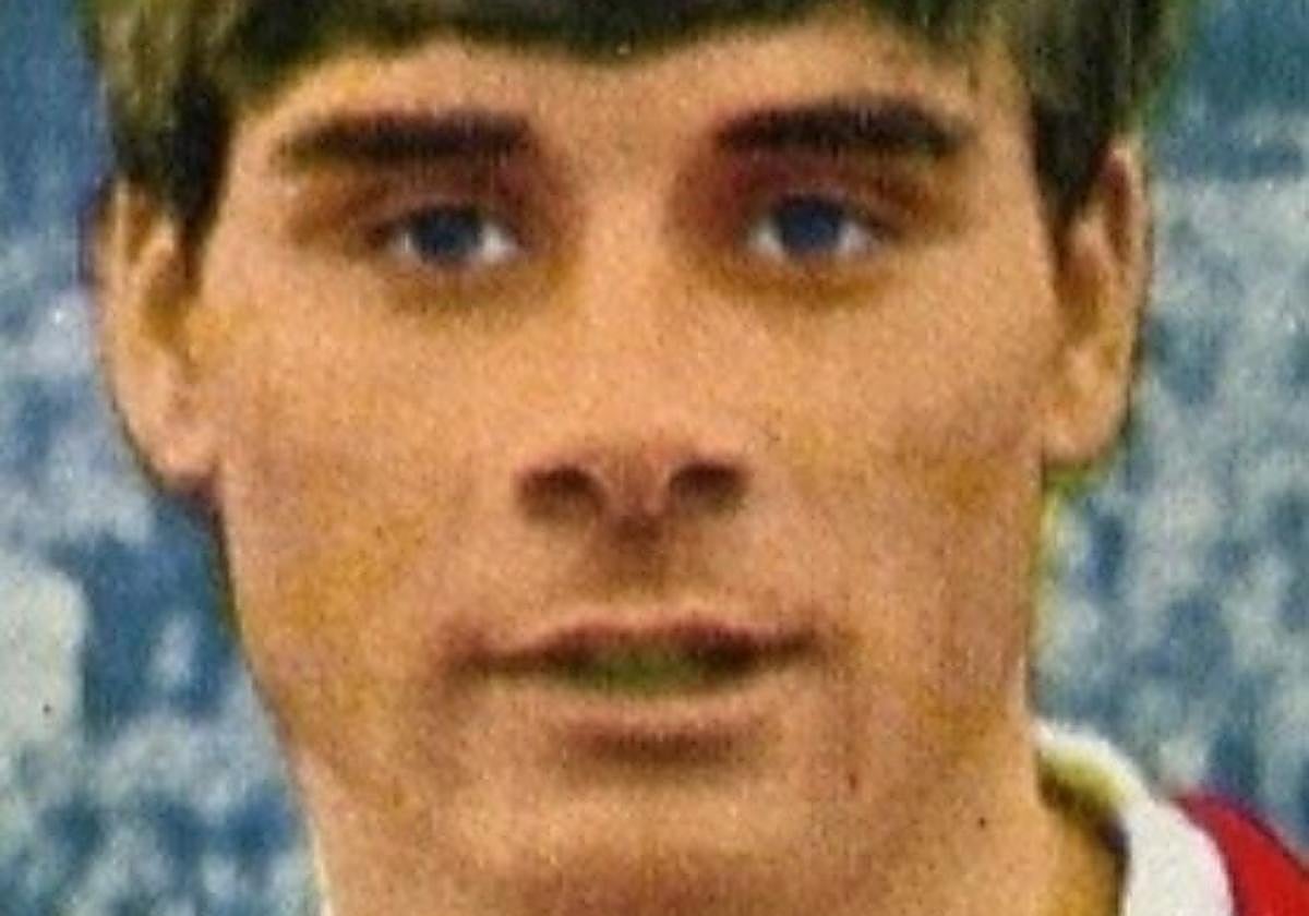 El gaditano Lara posa en una foto de equipo.