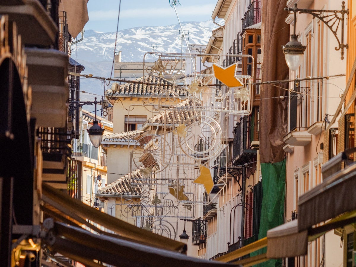 Lámparas de salón iluminarán la Navidad en la Plaza del Carmen