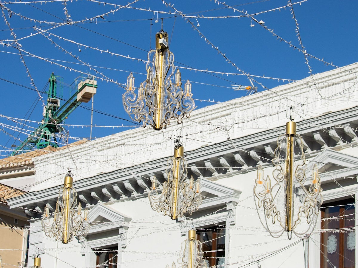 Lámparas de salón iluminarán la Navidad en la Plaza del Carmen