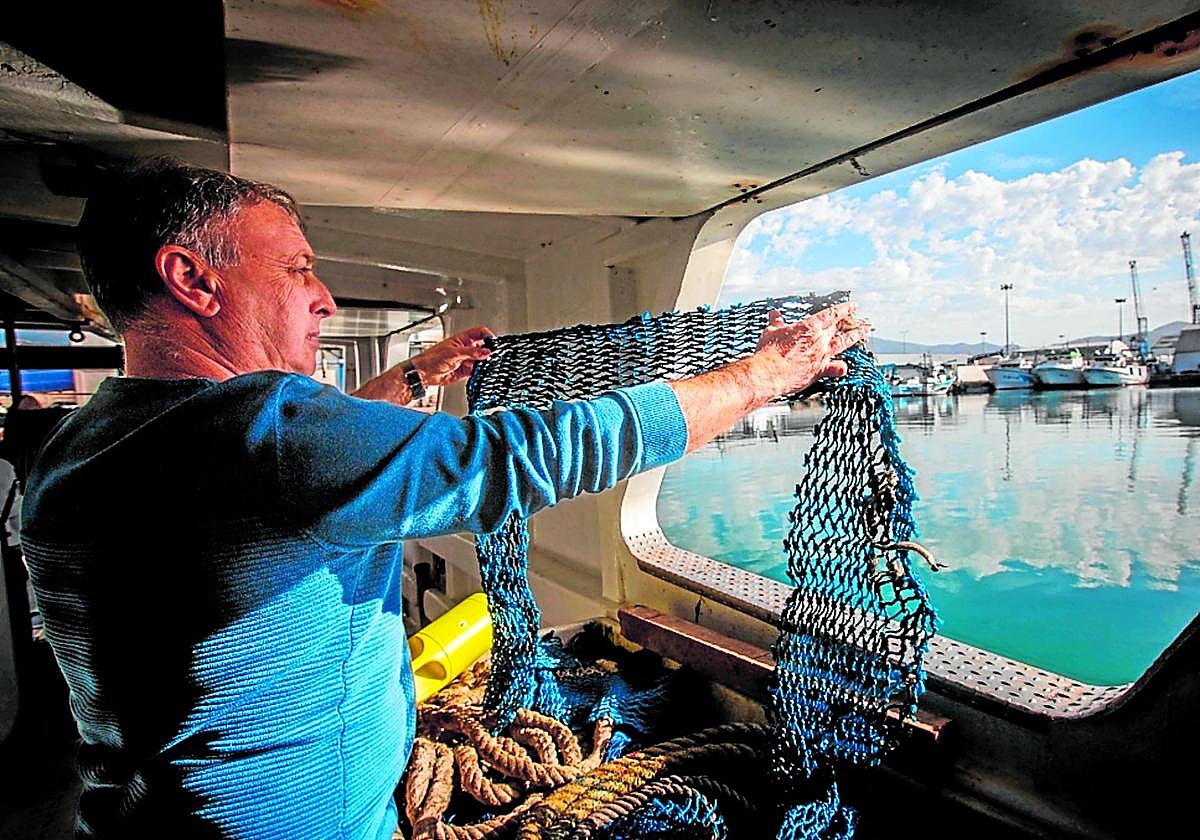 Esta fotografía formaba parte de un reportaje sobre la parada biológica de los marineros de la Costa que se publicó en este periódico el pasado martes 19.