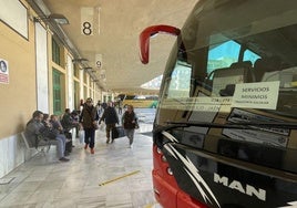 Aspecto que presentaba la estación de autobuses esta mañana en la segunda jornada de huelga.