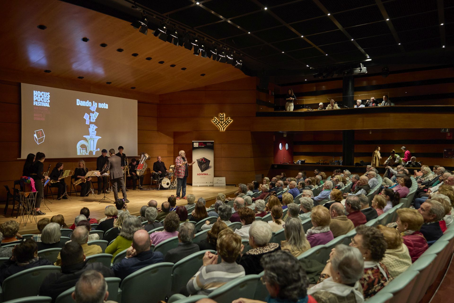 Las imágenes del ciclo Mayores en Sinfonía de la Fundación Caja Rural de Granada