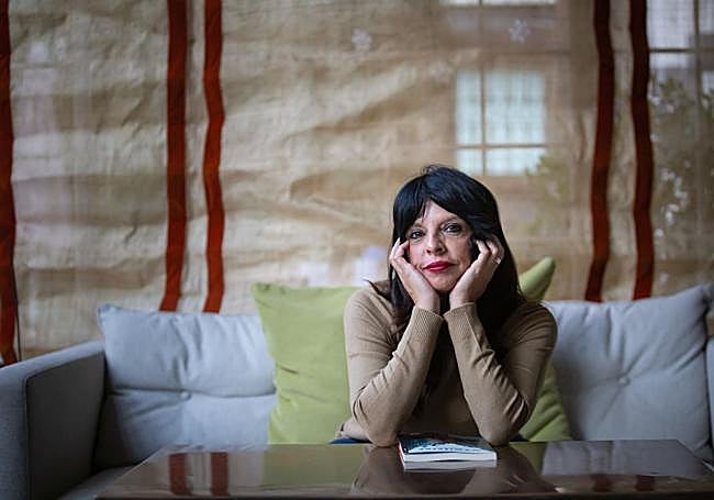 Olvera acaba de publicar 'Mamíferos'.